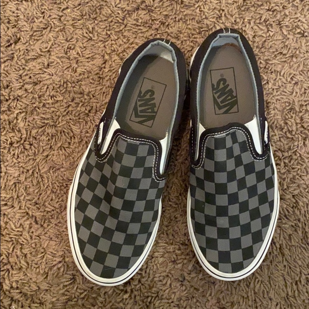 black checkered slip on vans